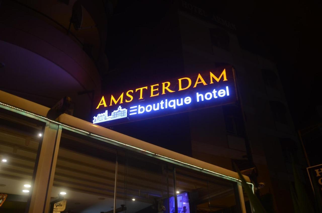Hotelamsterdam คูซาดาซี ภายนอก รูปภาพ