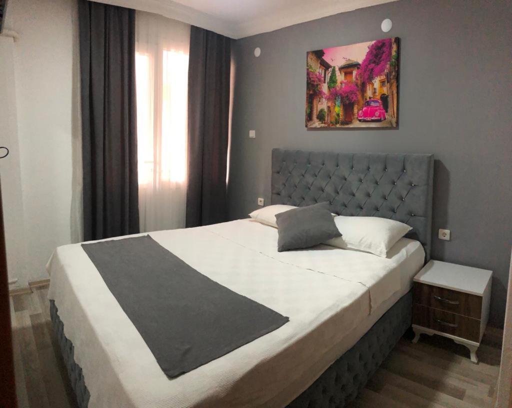 Hotelamsterdam คูซาดาซี ภายนอก รูปภาพ