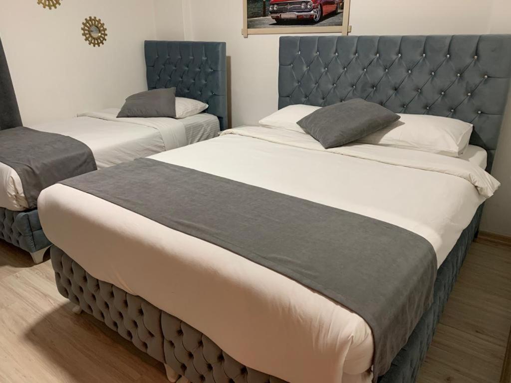 Hotelamsterdam คูซาดาซี ภายนอก รูปภาพ